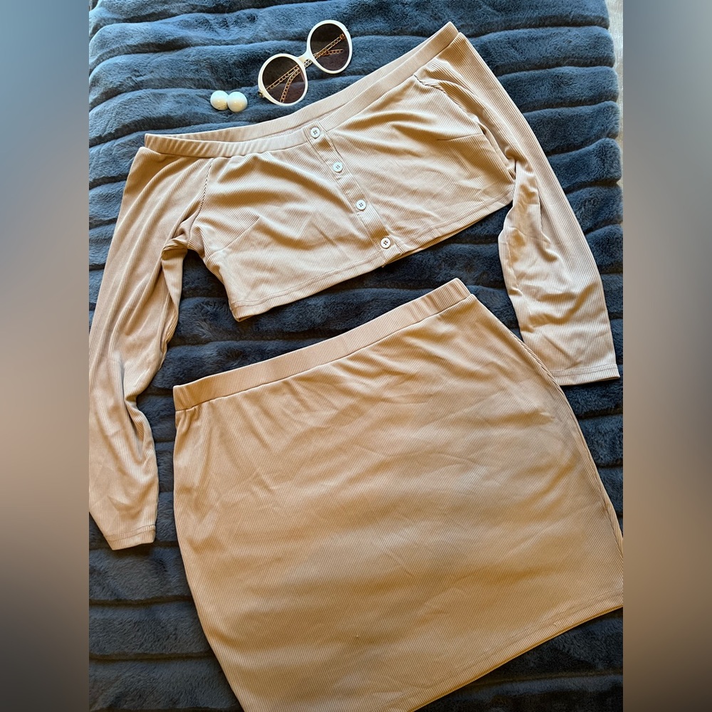 Cropped top 2piece skirt set